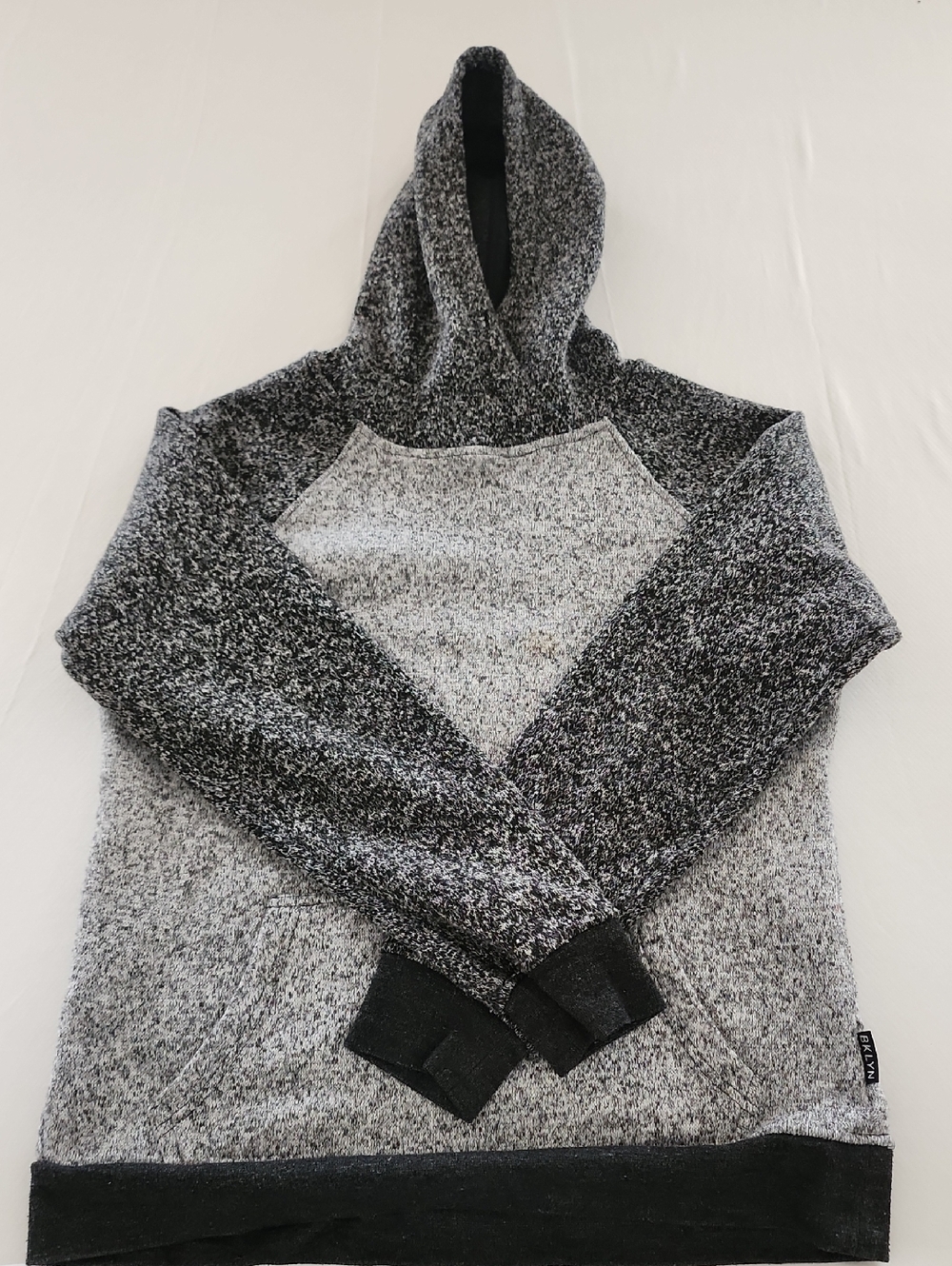 Brooklyn Cloth Mens Black and Gray Pullover Hoodie Size M